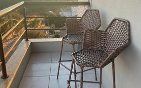Apartamento espaçoso e impecável